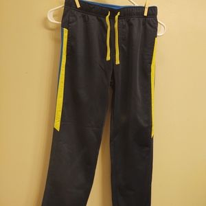 Athletic pants